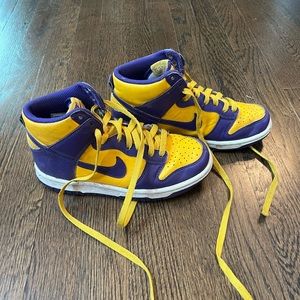 Boys Nike Dunks-Size 4